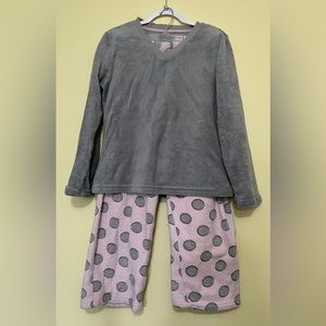 PJ Couture Junior’s 2-piece Winter Pajama Set, size L